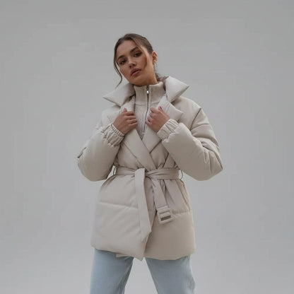 Fátima| Abrigo Acolchado Estilo Premium con Cintura Ceñida